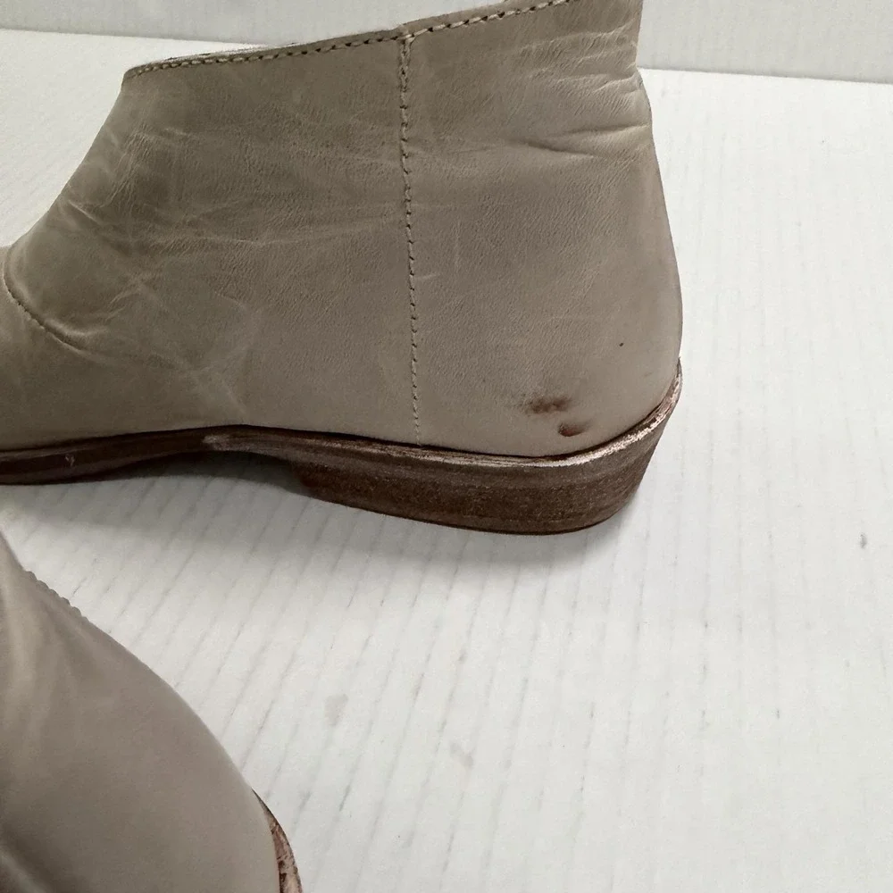 Free People Mont Blanc Shoes Womens Size 6 36 Beige Leather Slip On Sandals
